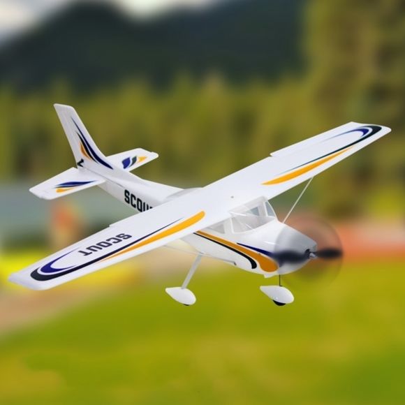 Les différences entre un drone et un avion télécommandé - Jetspinner-France